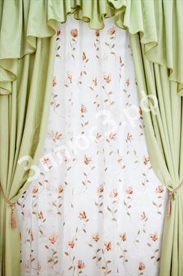 Вуаль с цветочным принтом+комплект штор из шадели с ламбрекеном.